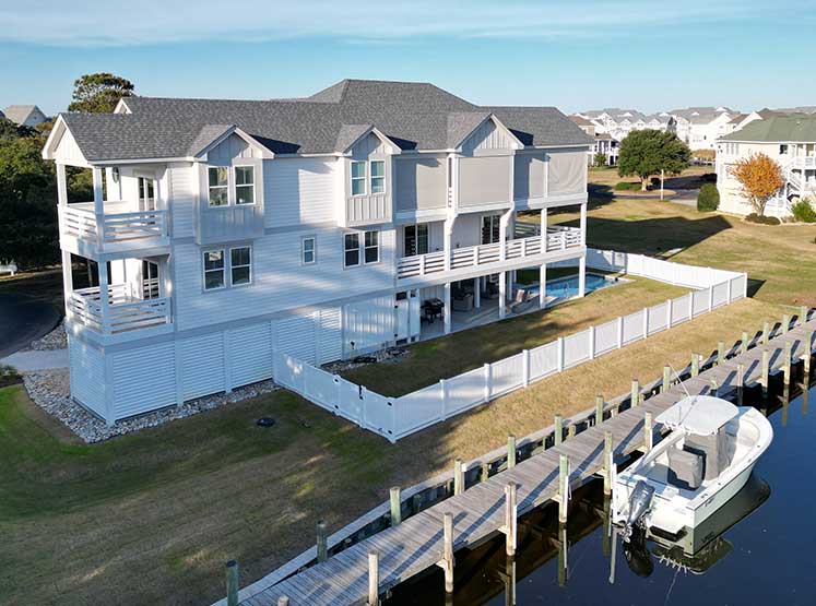 29-Spinnaker---Slide-Main